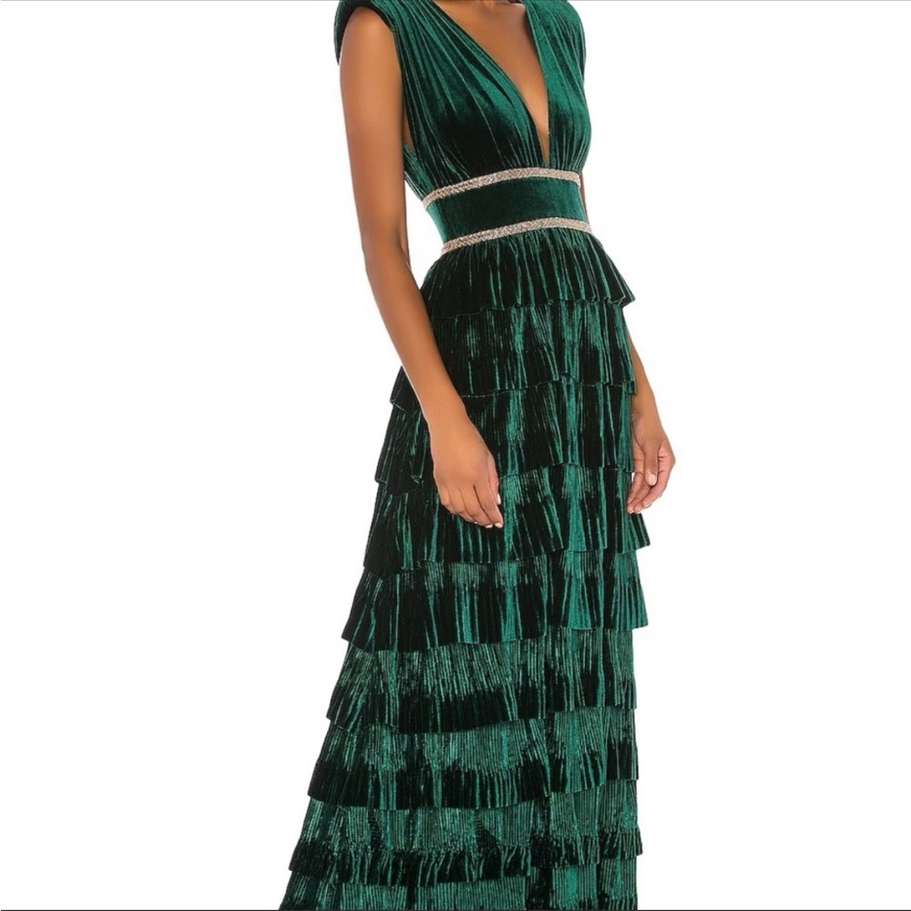 NWT Bronx & Banco Deep V Tiered Velvet Gown - Small/4